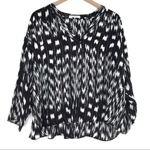 PARKER Black and White Ikat Print Silk Top Blouse S
